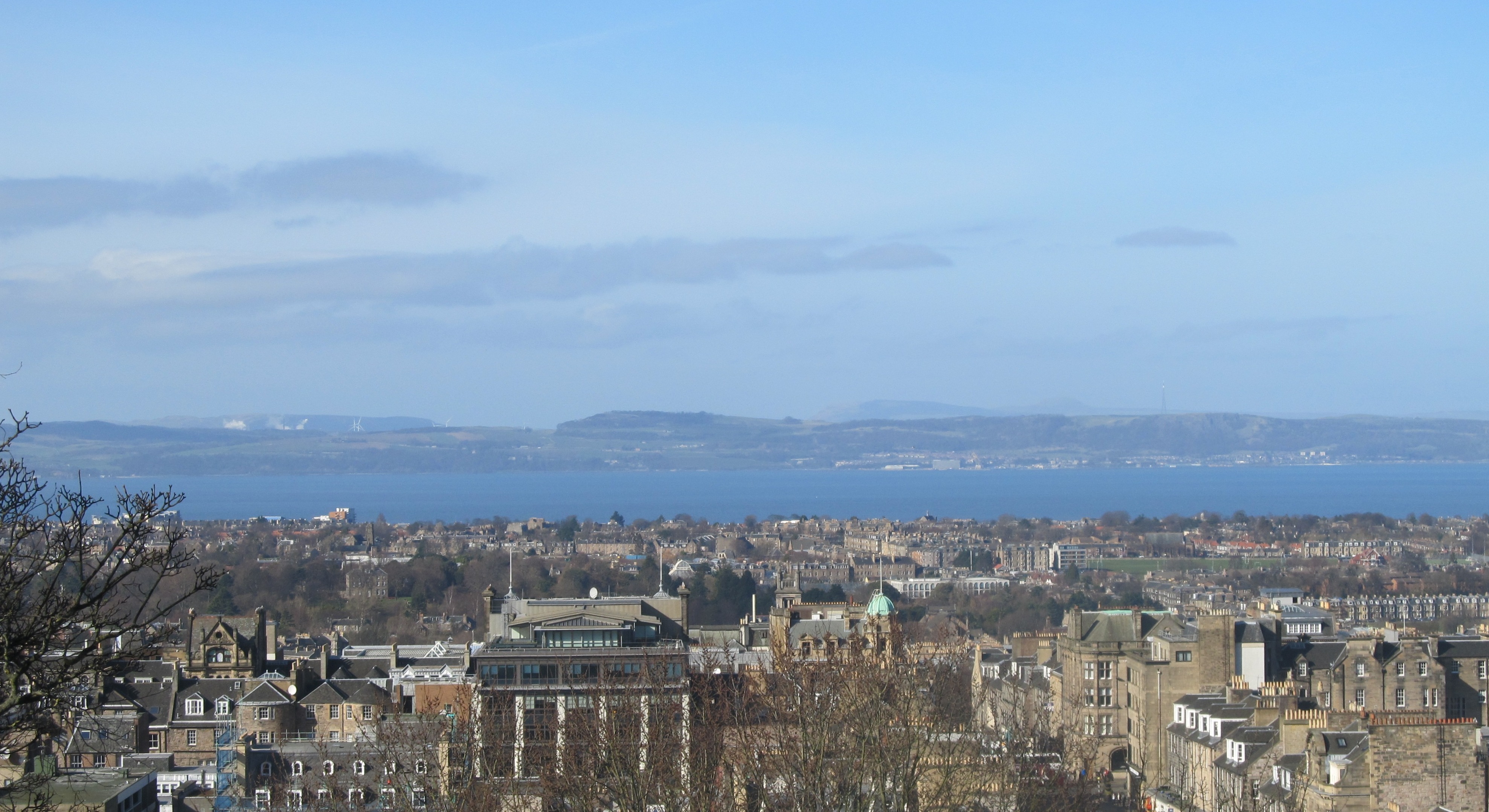 Firth of Forth seen from Edinburgh Castle forecourt