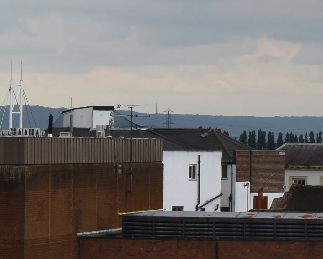 Nikkor 18-55mm Stokenchurch BT Tower from Aylesbury Telephone Exchange, 46mm, cropped