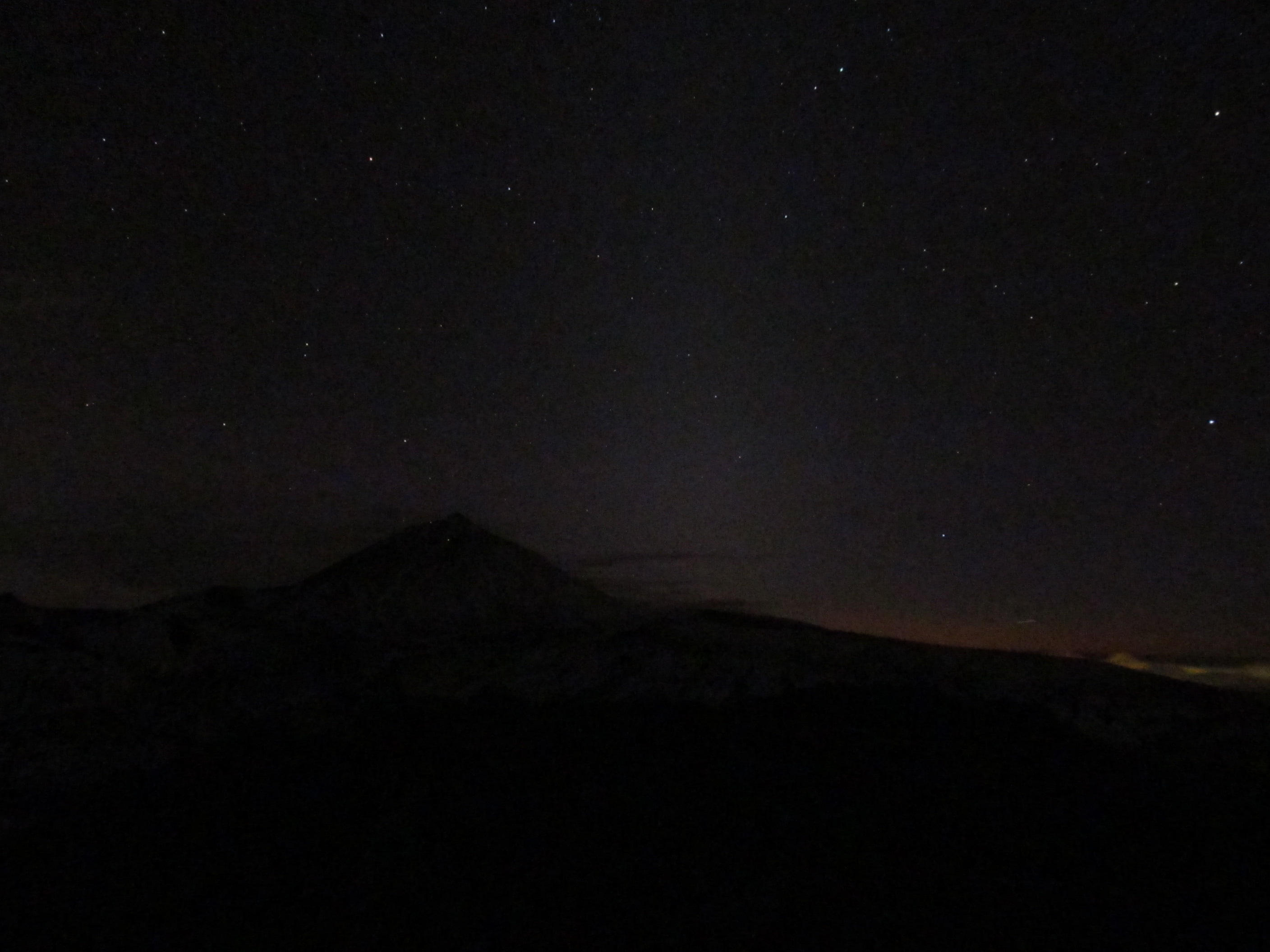 Mount Teide and zodiacal light Canon Powershoot SX 130 IS