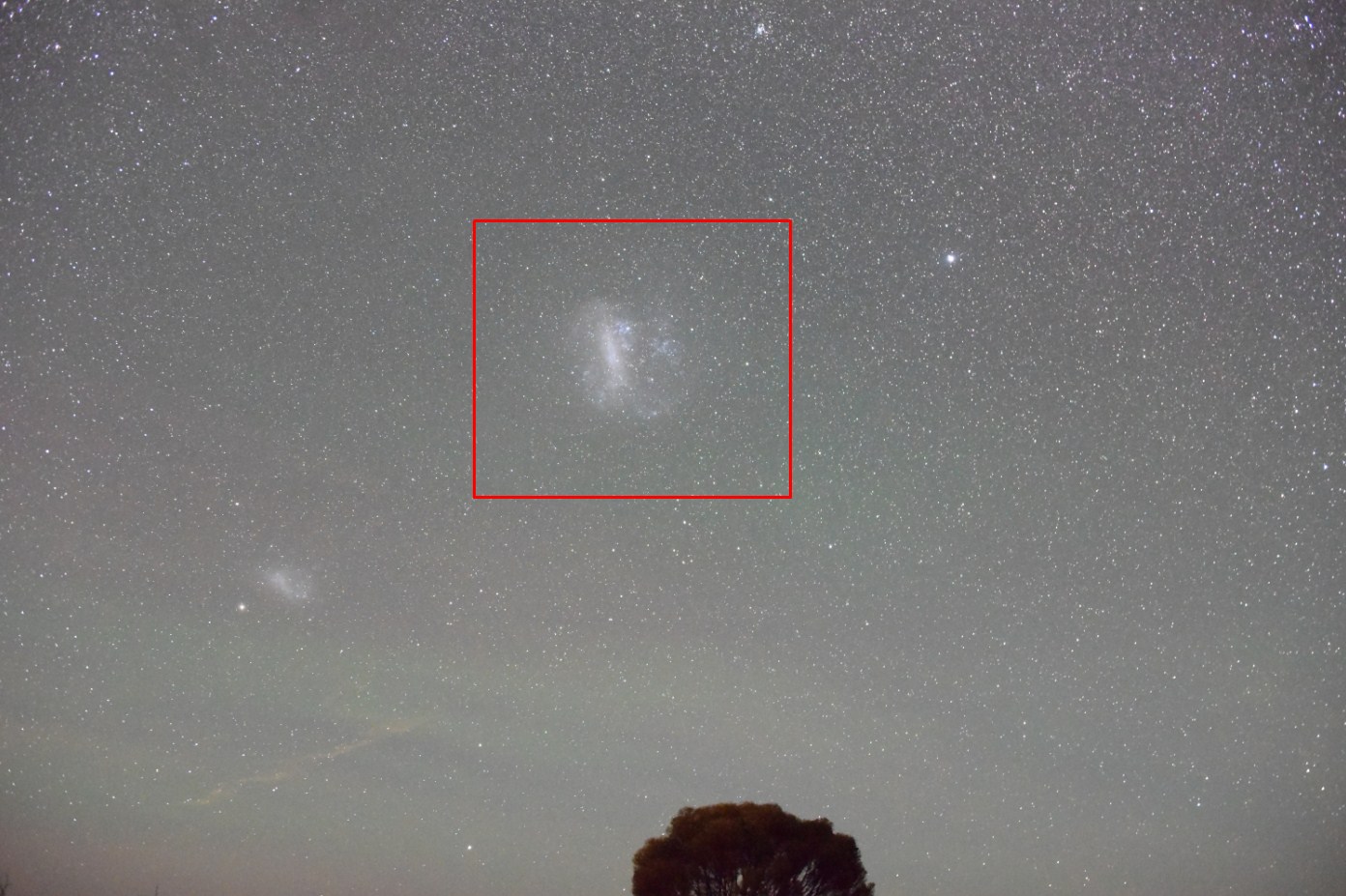 Sigma 18-35mm f/1.8 Art stargazing Large Magellan Cloud