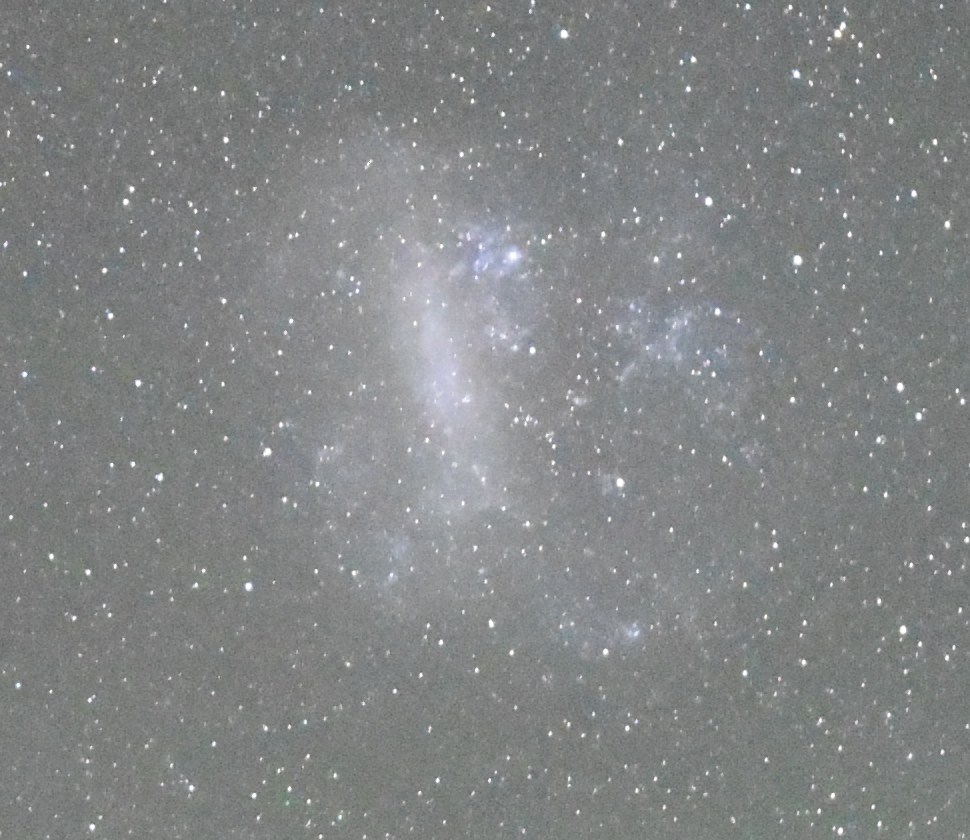 Sigma 18-35mm f/1.8 Art stargazing Large Magellan Cloud cropped