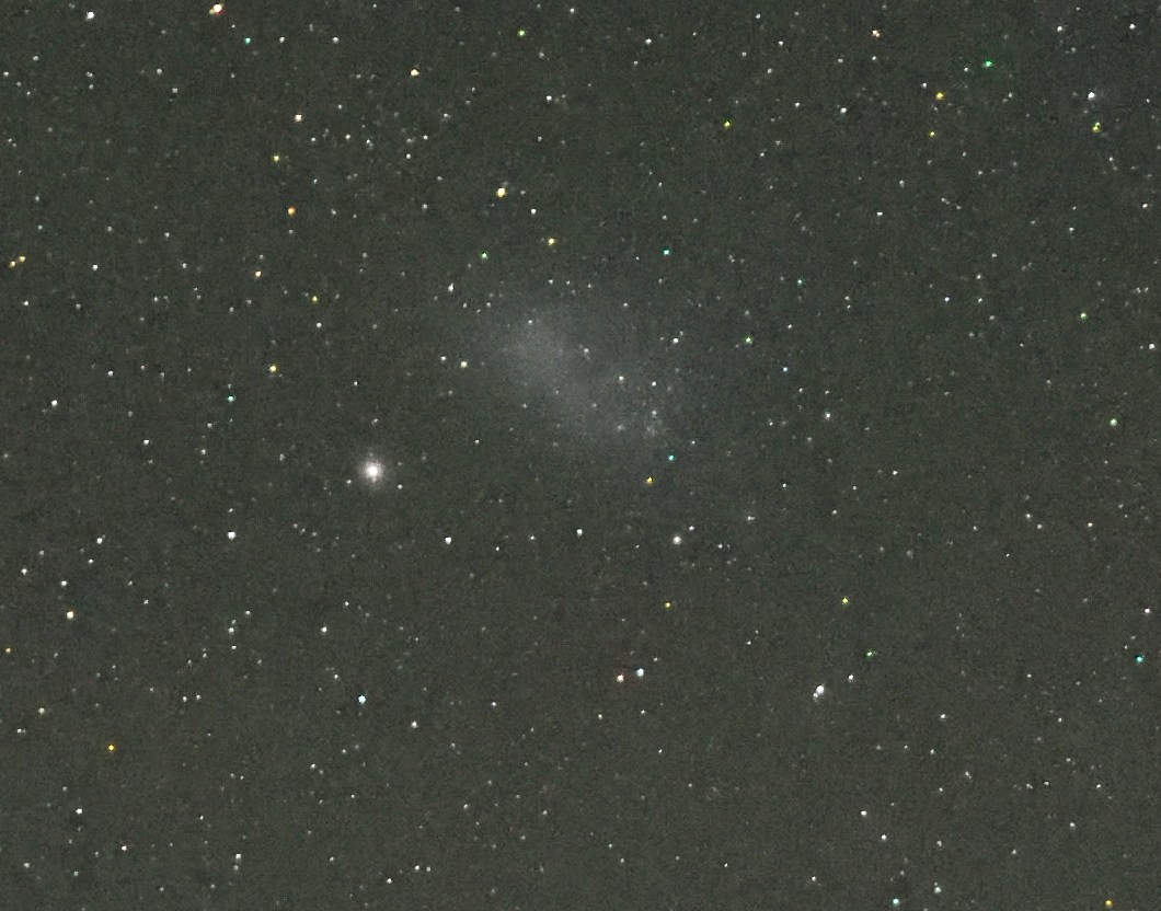 Sigma 18-35mm f/1.8 Art stargazing Small Magellan Cloud cropped