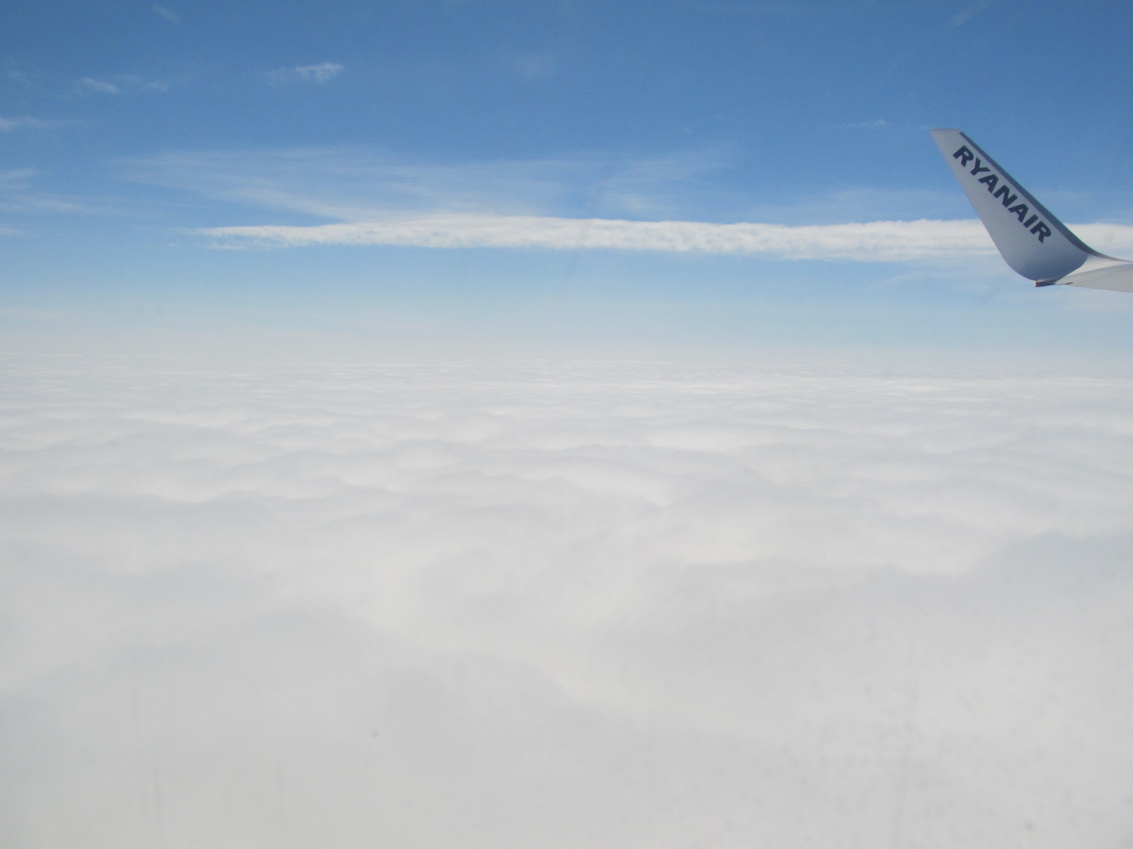 Capping inversion seen from the plane RZE-STN