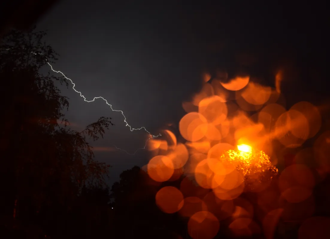 Waterbeach, Harding Close thunderstorm lightning