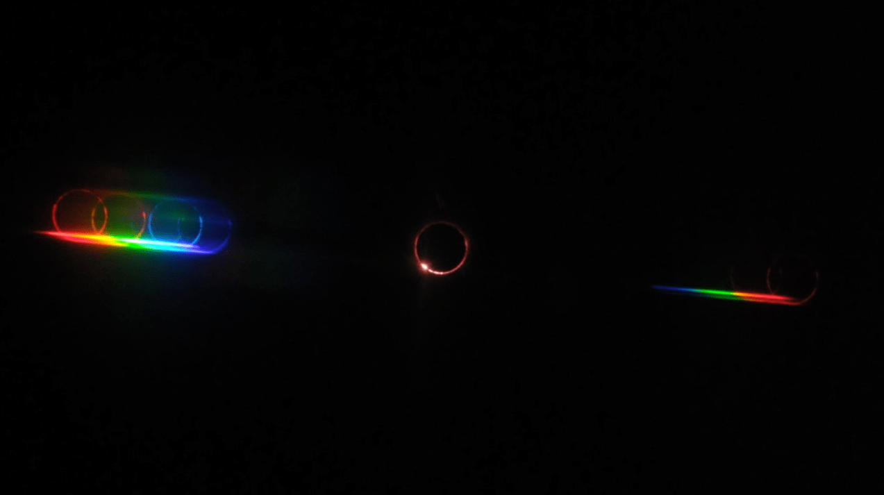 Flash spectrum hybrid solar eclipse 2013