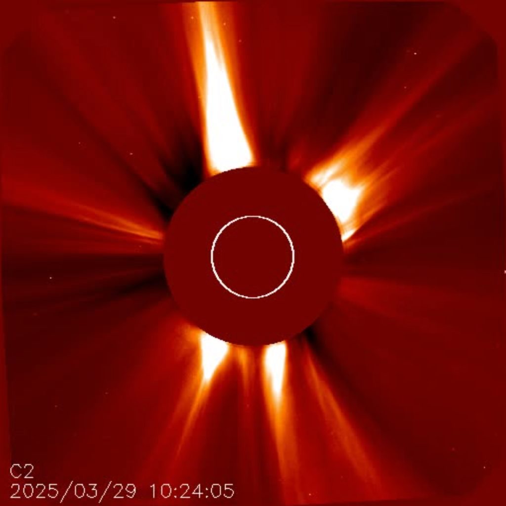 Solar corona captured by LASCO